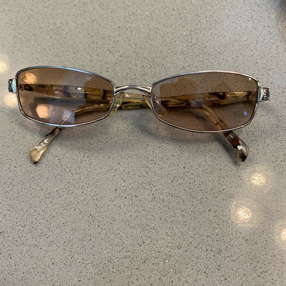 Brighton sunglasses Good Vibrations!  Mint